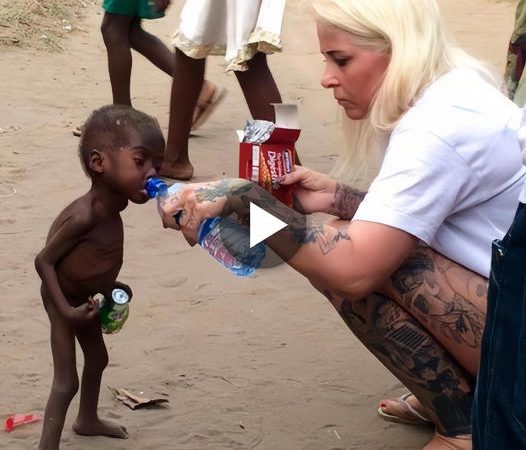 Touching Kind-hearted Woman Provides Care for Malnourished 2-Year-Old Boy